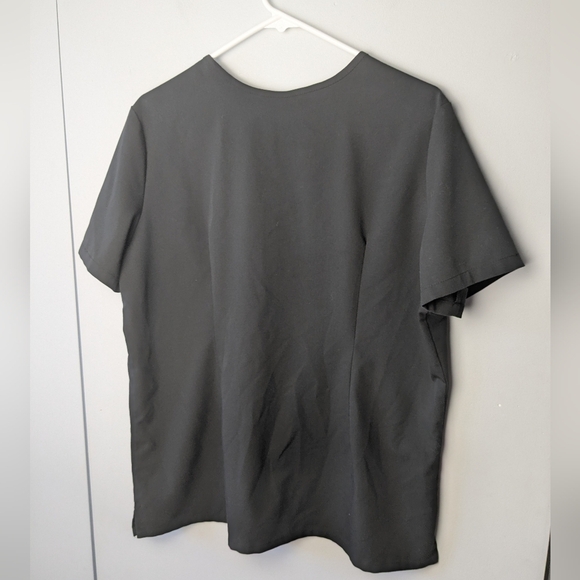 GARDE MALADE Scrub Top Size XL black Color Made In Canada For Medical / Esthetic - Picture 5 of 8